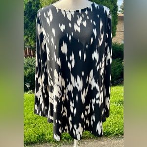 Alfani long sleeve black and white dressy top